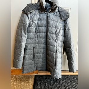 Nautica women’s winter jacket, in amazing condition!
